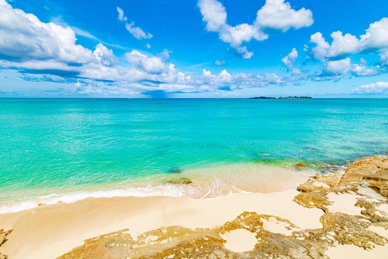 Caprice 14 - Oceanfront Villa - Gated Community With Pool Nassau Esterno foto