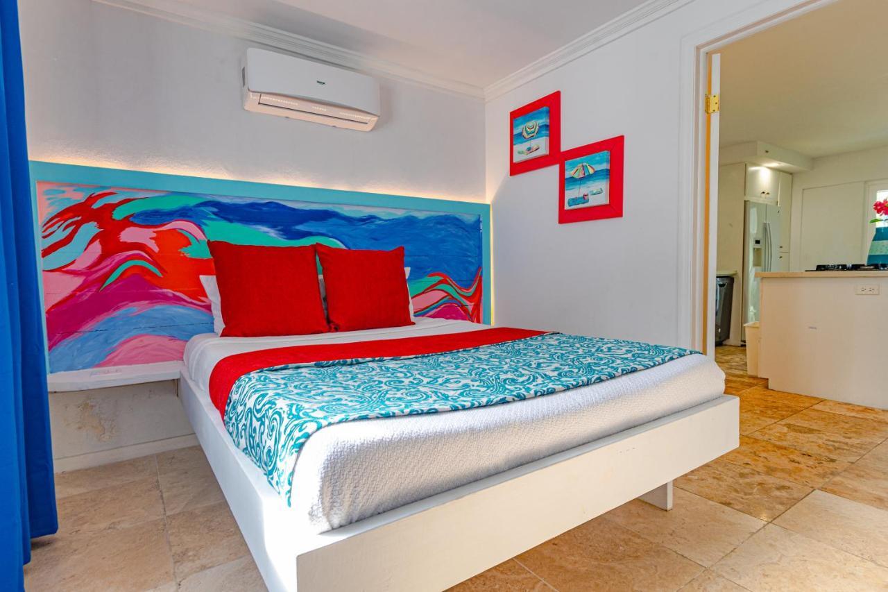 Caprice 14 - Oceanfront Villa - Gated Community With Pool Nassau Esterno foto